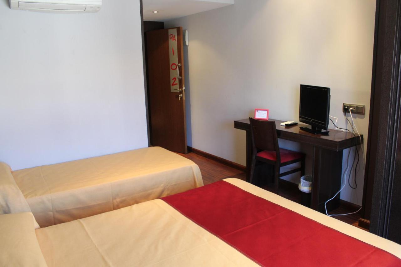 Hostal Royal Almorox Esterno foto