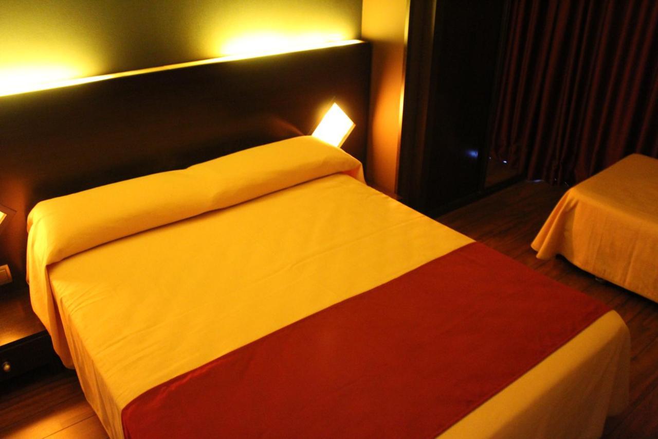 Hostal Royal Almorox Esterno foto