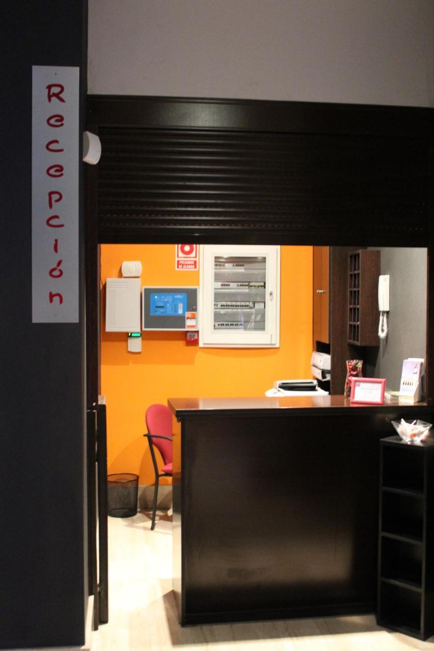 Hostal Royal Almorox Esterno foto
