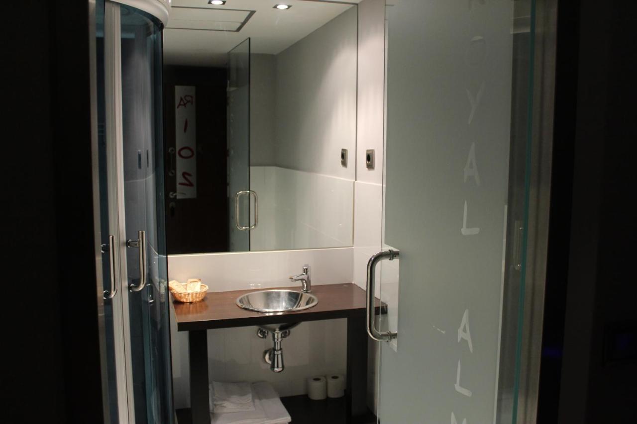 Hostal Royal Almorox Esterno foto